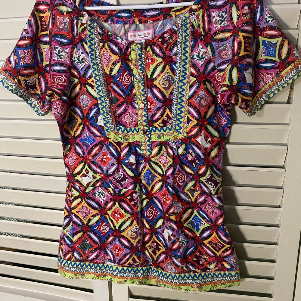 Womens Koi Scrub Top Boho Print